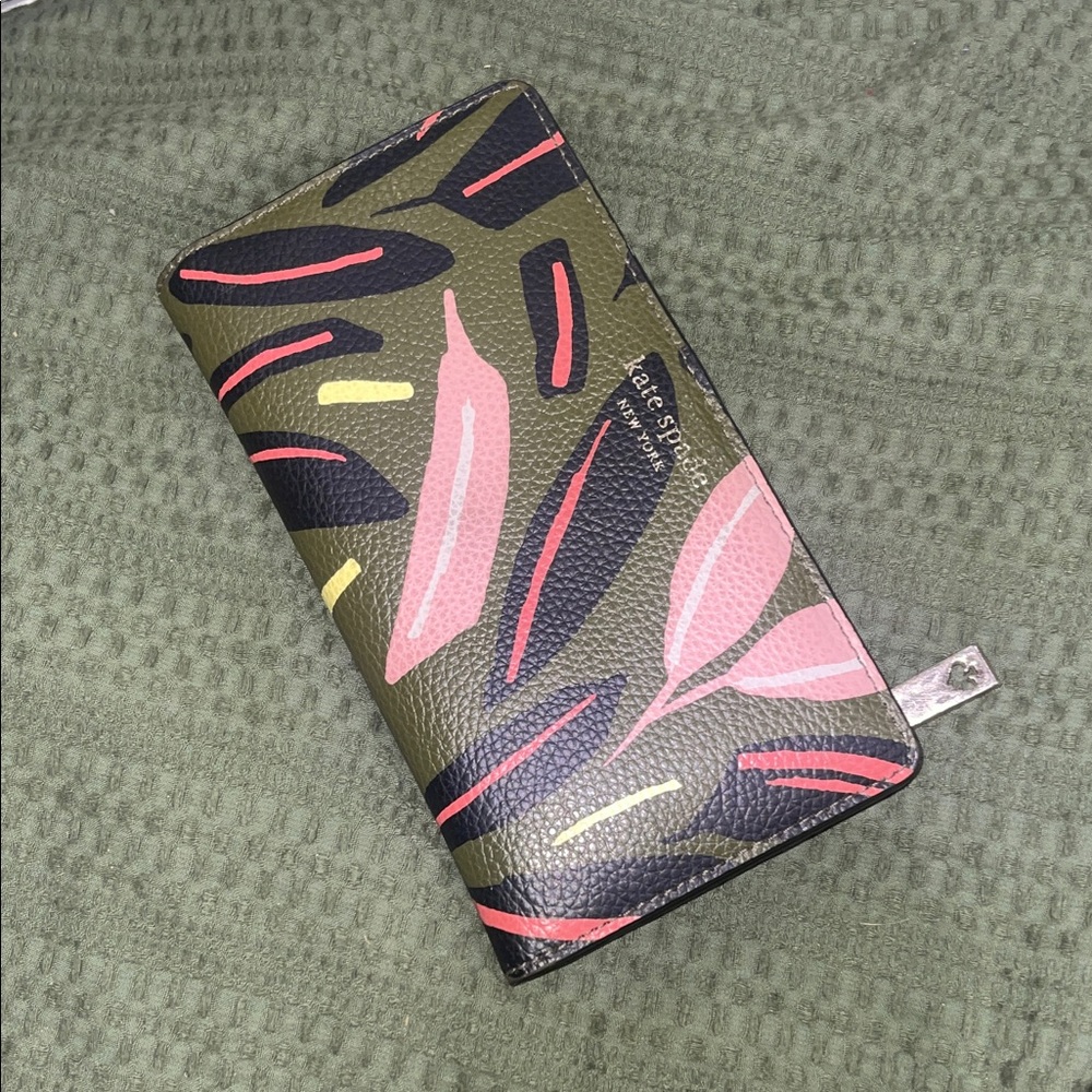 Kate Spade Multicolor Leaf Pattern Wallet